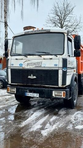 Бежевый МАЗ 551605, объемом двигателя 14.86 л и пробегом 250 тыс. км за 17000 $, фото 1 на Automoto.ua