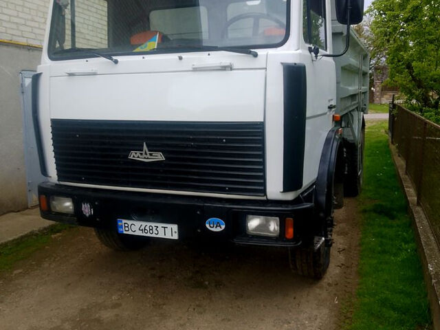 Белый МАЗ 5551, объемом двигателя 11 л и пробегом 300 тыс. км за 12500 $, фото 1 на Automoto.ua