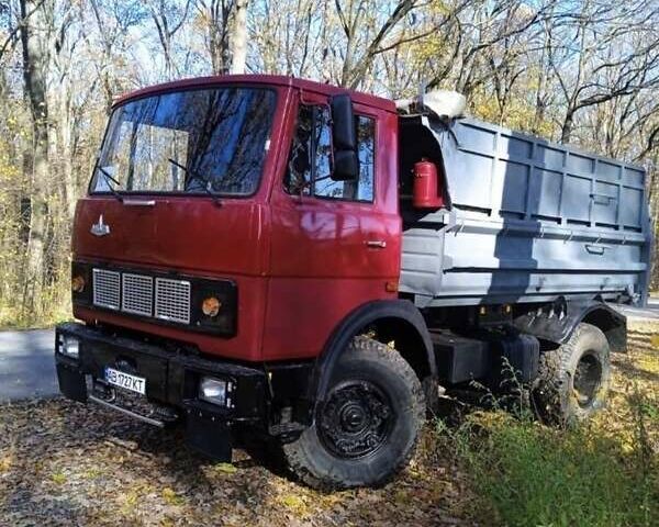 Красный МАЗ 5551, объемом двигателя 11.15 л и пробегом 110 тыс. км за 9700 $, фото 1 на Automoto.ua
