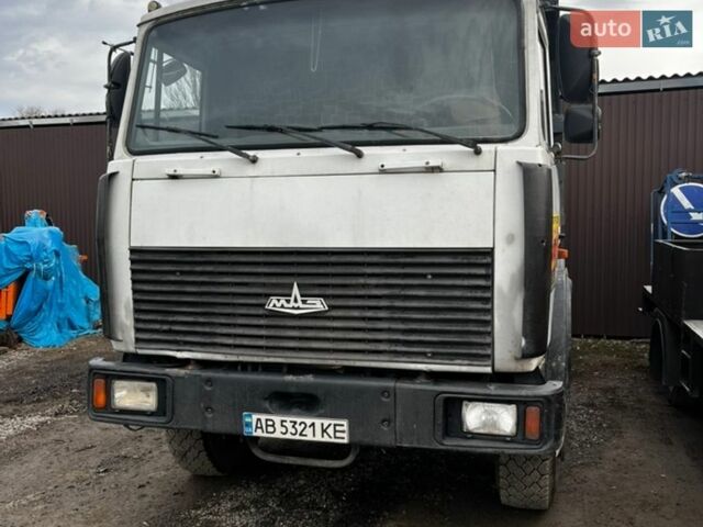 Белый МАЗ 555102, объемом двигателя 11.15 л и пробегом 1000 тыс. км за 9500 $, фото 1 на Automoto.ua