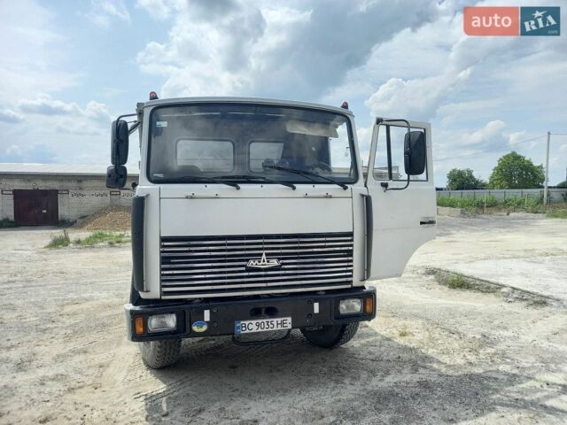 Белый МАЗ 555102, объемом двигателя 11.5 л и пробегом 188 тыс. км за 15000 $, фото 1 на Automoto.ua