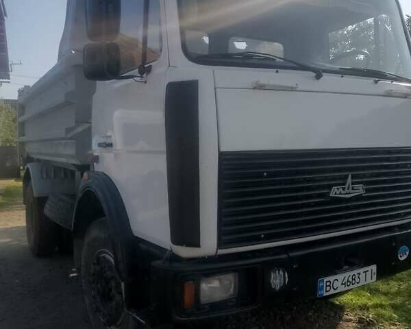 Белый МАЗ 555102, объемом двигателя 11.15 л и пробегом 4 тыс. км за 12000 $, фото 1 на Automoto.ua