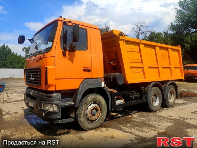 Оранжевый МАЗ 6501, объемом двигателя 6.7 л и пробегом 87 тыс. км за 34800 $, фото 1 на Automoto.ua