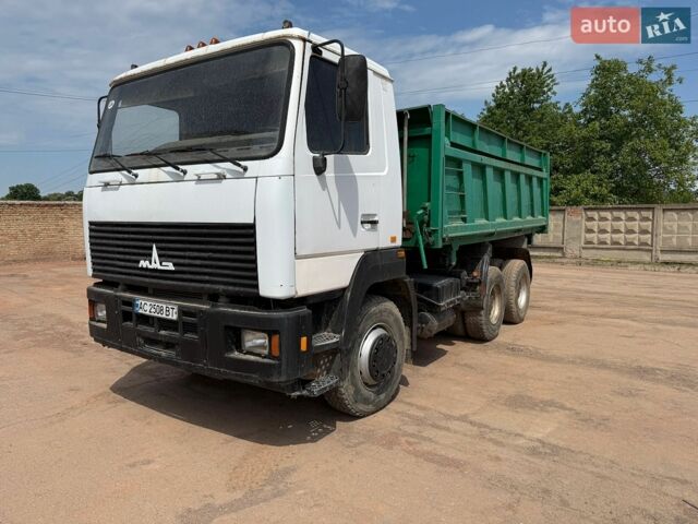 Белый МАЗ 650108, объемом двигателя 14.86 л и пробегом 280 тыс. км за 14000 $, фото 1 на Automoto.ua