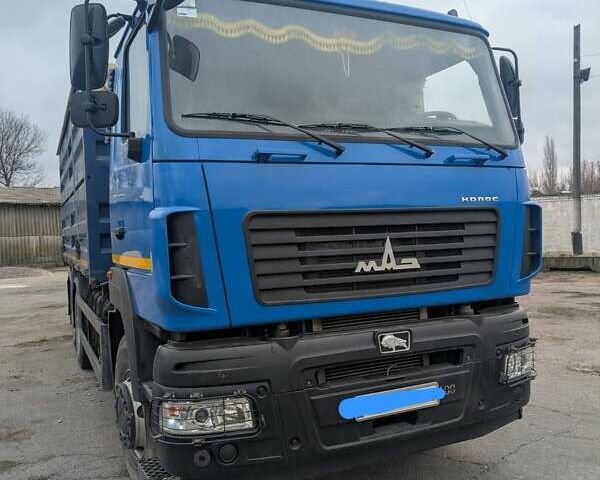 Синий МАЗ 6501C5, объемом двигателя 6.7 л и пробегом 63 тыс. км за 60000 $, фото 1 на Automoto.ua