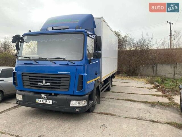 Синий МАЗ KrASZ, объемом двигателя 4.8 л и пробегом 352 тыс. км за 12900 $, фото 1 на Automoto.ua