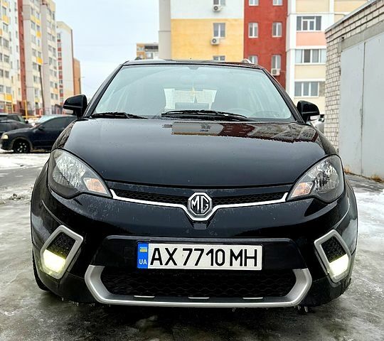 Чорний МГ 3 Крос, об'ємом двигуна 1.5 л та пробігом 580 тис. км за 5900 $, фото 1 на Automoto.ua