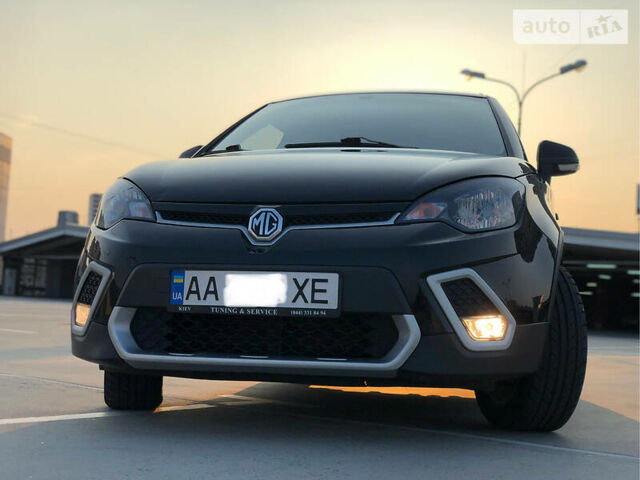 Чорний МГ 3 Крос, об'ємом двигуна 1.5 л та пробігом 36 тис. км за 6500 $, фото 1 на Automoto.ua