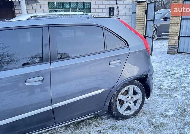 Сірий МГ 3 Крос, об'ємом двигуна 1.5 л та пробігом 610 тис. км за 4000 $, фото 1 на Automoto.ua