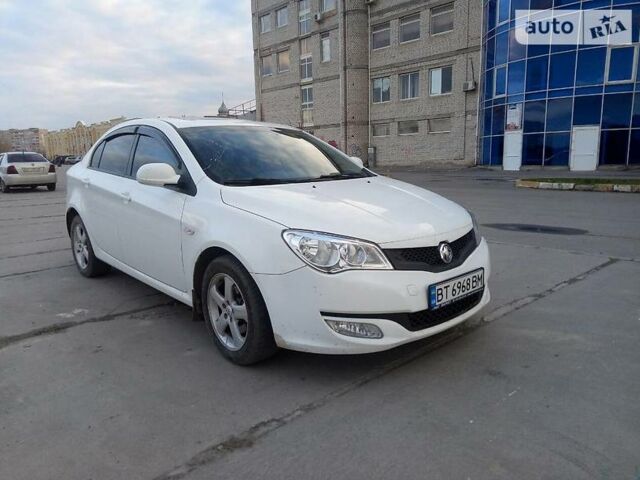 Білий МГ 350, об'ємом двигуна 1.5 л та пробігом 76 тис. км за 7700 $, фото 1 на Automoto.ua