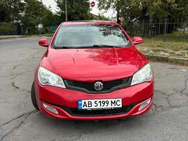 Красный МГ 350, объемом двигателя 1.5 л и пробегом 186 тыс. км за 3700 $, фото 1 на Automoto.ua