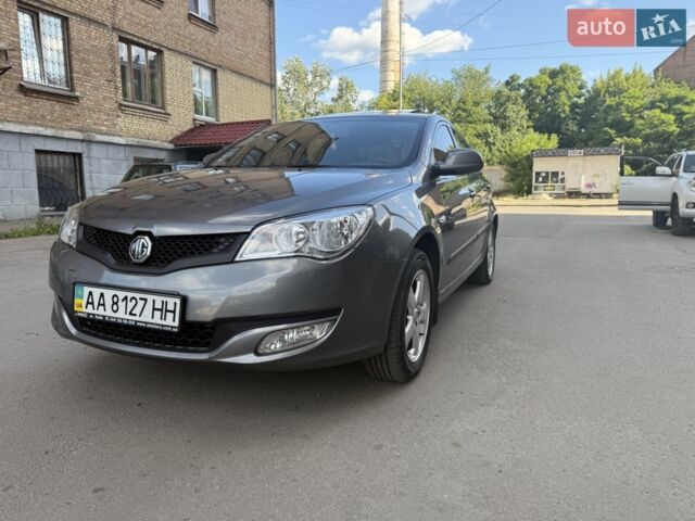 Серый МГ 350, объемом двигателя 1.5 л и пробегом 105 тыс. км за 5500 $, фото 1 на Automoto.ua