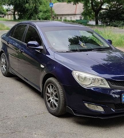 Синий МГ 350, объемом двигателя 1.5 л и пробегом 127 тыс. км за 4800 $, фото 1 на Automoto.ua