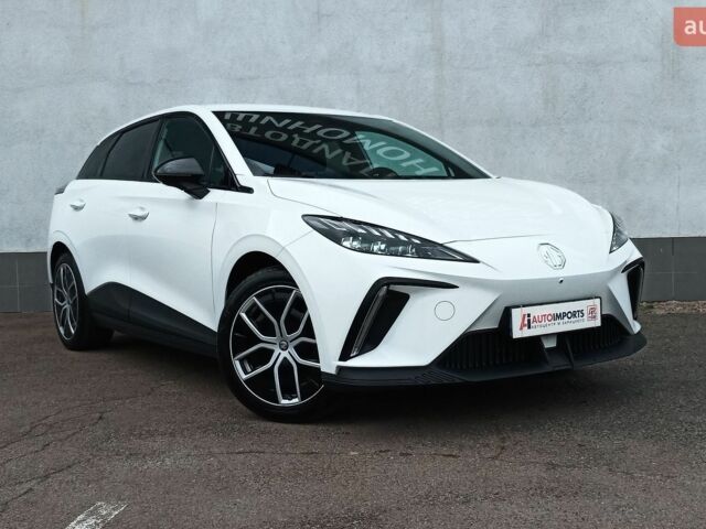 Білий МГ 4, об'ємом двигуна 0 л та пробігом 38 тис. км за 18500 $, фото 1 на Automoto.ua