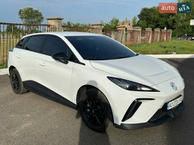 Білий МГ 4, об'ємом двигуна 0 л та пробігом 20 тис. км за 15800 $, фото 1 на Automoto.ua