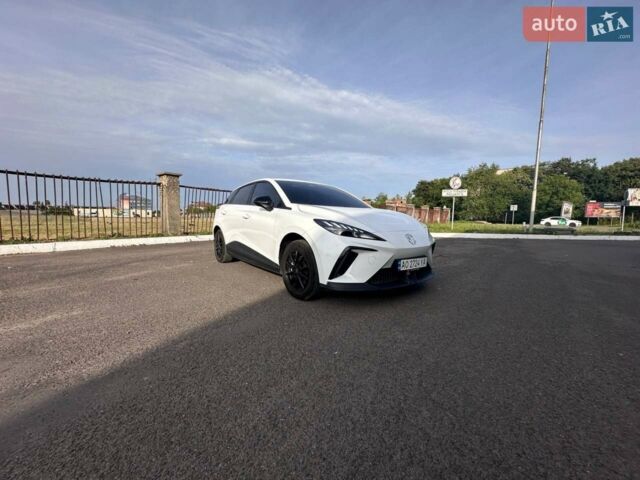 Белый МГ 4, объемом двигателя 0 л и пробегом 94 тыс. км за 15800 $, фото 1 на Automoto.ua
