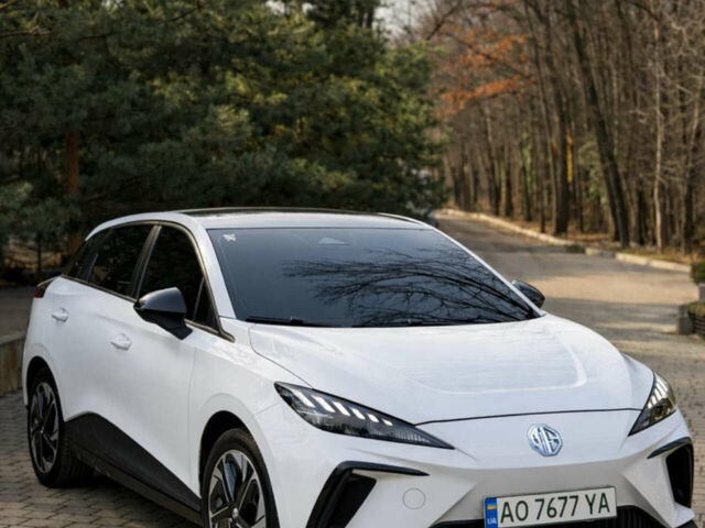 Белый МГ 4, объемом двигателя 0 л и пробегом 17 тыс. км за 18000 $, фото 1 на Automoto.ua