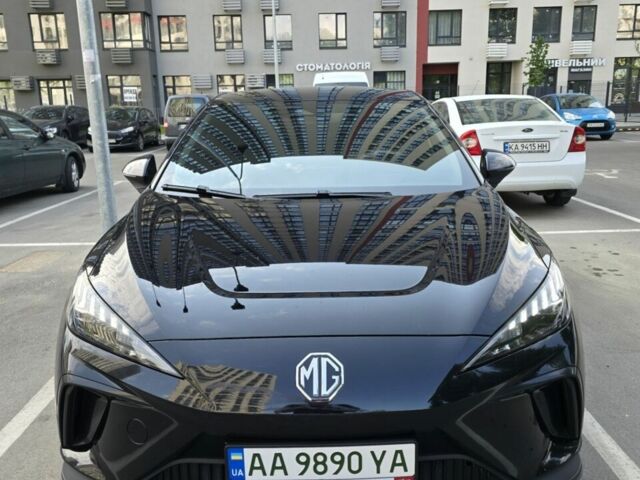 Чорний МГ 4, об'ємом двигуна 0 л та пробігом 96 тис. км за 14900 $, фото 1 на Automoto.ua