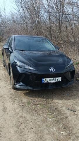 Черный МГ 4, объемом двигателя 0 л и пробегом 18 тыс. км за 17900 $, фото 1 на Automoto.ua