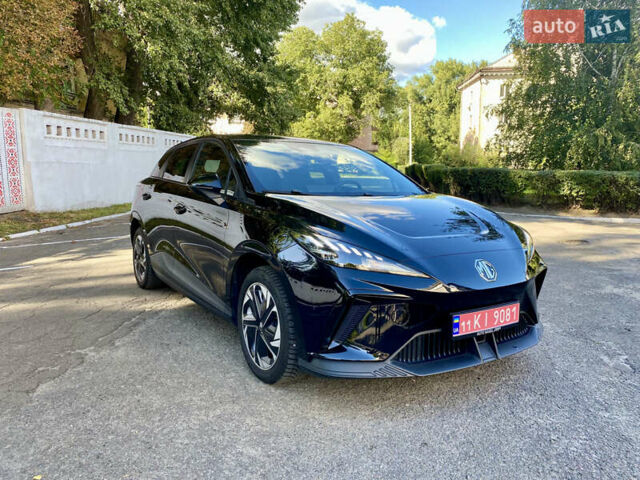 Черный МГ 4, объемом двигателя 0 л и пробегом 12 тыс. км за 18700 $, фото 1 на Automoto.ua