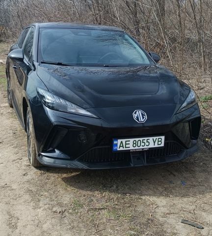 Чорний МГ 4, об'ємом двигуна 0 л та пробігом 18 тис. км за 17300 $, фото 1 на Automoto.ua