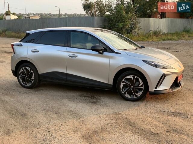 Сірий МГ 4, об'ємом двигуна 0 л та пробігом 28 тис. км за 18000 $, фото 1 на Automoto.ua