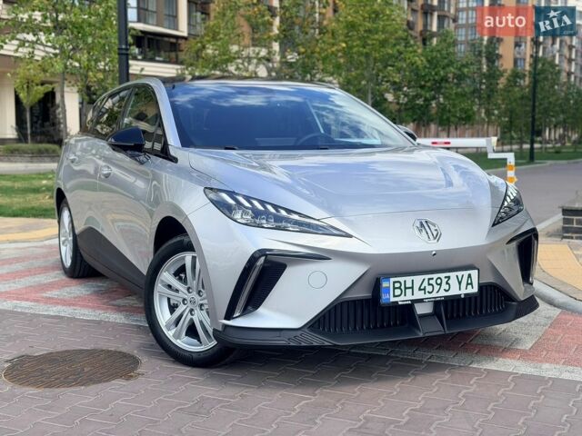 Серый МГ 4, объемом двигателя 0 л и пробегом 9 тыс. км за 19990 $, фото 1 на Automoto.ua