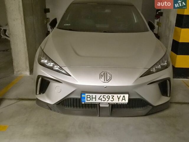 Сірий МГ 4, об'ємом двигуна 0 л та пробігом 9 тис. км за 17500 $, фото 1 на Automoto.ua