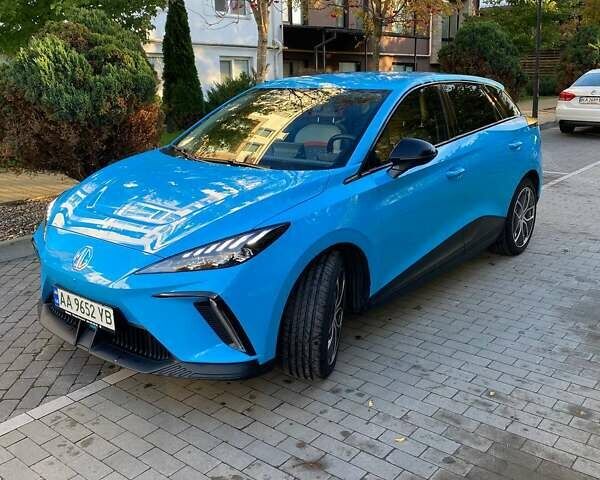 Синий МГ 4, объемом двигателя 0 л и пробегом 34 тыс. км за 18800 $, фото 1 на Automoto.ua