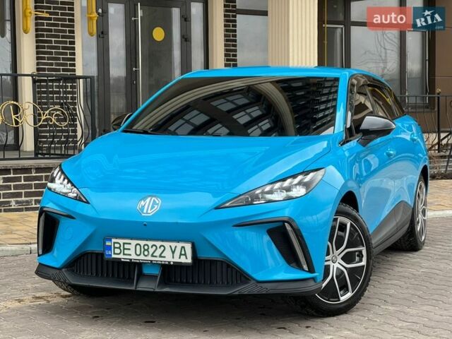 Синий МГ 4, объемом двигателя 0 л и пробегом 46 тыс. км за 17500 $, фото 1 на Automoto.ua