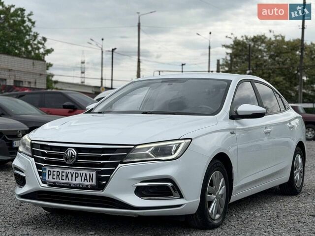 Белый МГ 5, объемом двигателя 1.5 л и пробегом 38 тыс. км за 9500 $, фото 1 на Automoto.ua