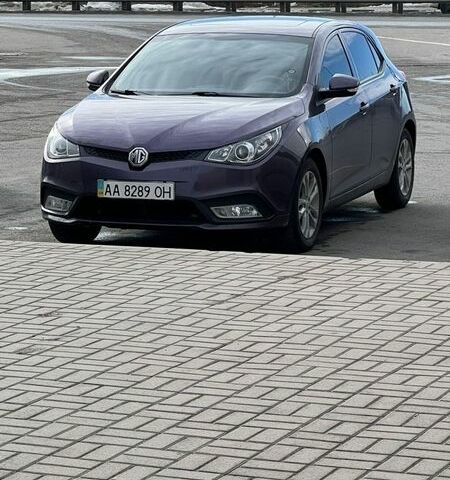 Фиолетовый МГ 5, объемом двигателя 1.5 л и пробегом 62 тыс. км за 7500 $, фото 1 на Automoto.ua