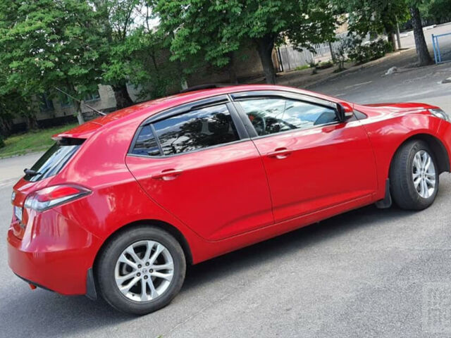 Красный МГ 5, объемом двигателя 1.5 л и пробегом 101 тыс. км за 7700 $, фото 1 на Automoto.ua
