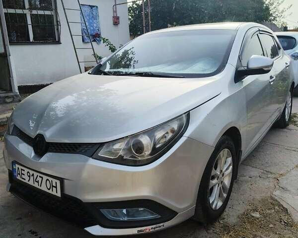 Серый МГ 5, объемом двигателя 1.5 л и пробегом 162 тыс. км за 4700 $, фото 1 на Automoto.ua