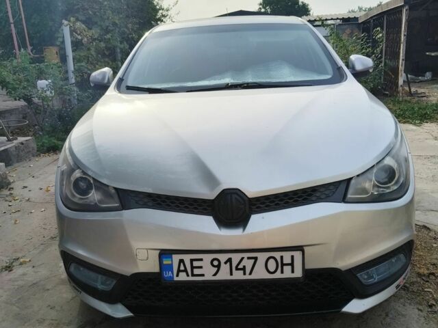 Серый МГ 5, объемом двигателя 1.5 л и пробегом 162 тыс. км за 4700 $, фото 1 на Automoto.ua