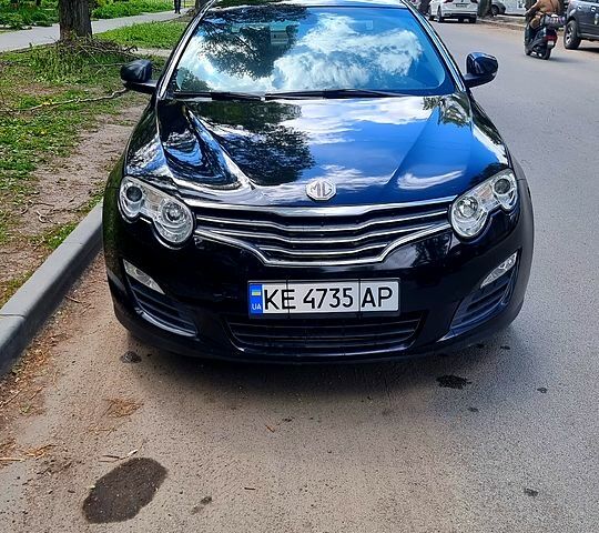 Черный МГ 550, объемом двигателя 1.8 л и пробегом 300 тыс. км за 5700 $, фото 1 на Automoto.ua