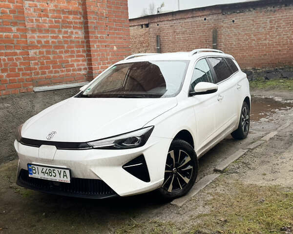 Білий МГ 5 EV, об'ємом двигуна 0 л та пробігом 30 тис. км за 16500 $, фото 1 на Automoto.ua