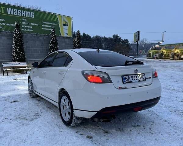 Белый МГ 6, объемом двигателя 1.8 л и пробегом 215 тыс. км за 4900 $, фото 1 на Automoto.ua