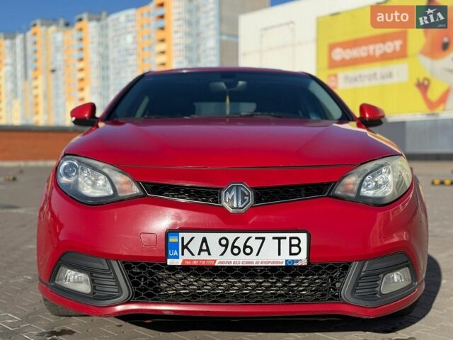 Красный МГ 6, объемом двигателя 1.8 л и пробегом 273 тыс. км за 5999 $, фото 1 на Automoto.ua