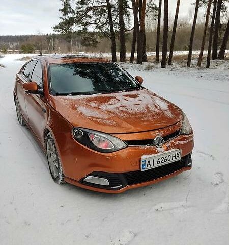 Оранжевый МГ 6, объемом двигателя 1.8 л и пробегом 154 тыс. км за 7200 $, фото 1 на Automoto.ua