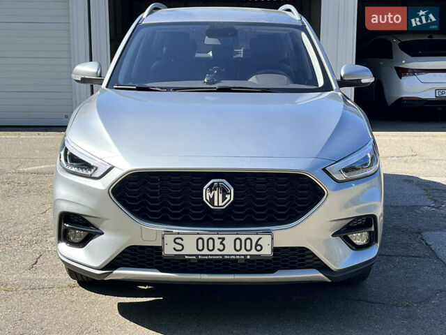 Серый МГ ЗС, объемом двигателя 1.5 л и пробегом 2 тыс. км за 17300 $, фото 1 на Automoto.ua