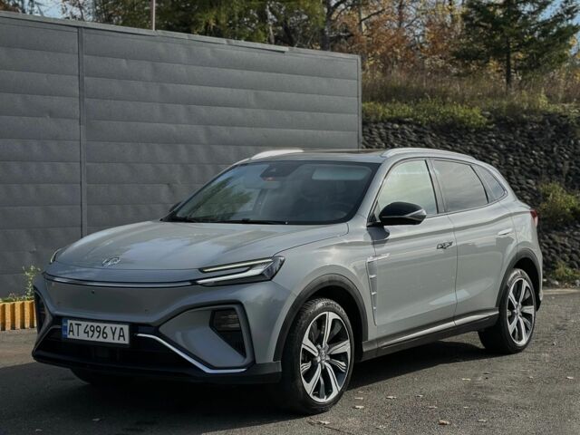 Серый МГ Другая, объемом двигателя 0 л и пробегом 105 тыс. км за 19750 $, фото 1 на Automoto.ua