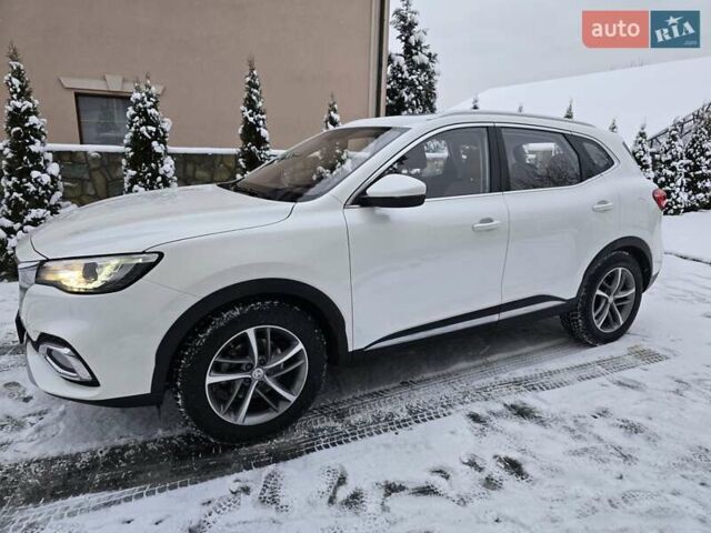 Белый МГ HS, объемом двигателя 1.49 л и пробегом 47 тыс. км за 16999 $, фото 1 на Automoto.ua