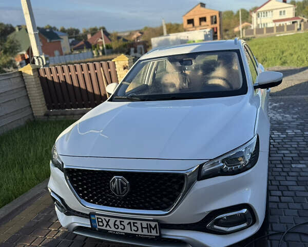 Білий МГ HS, об'ємом двигуна 1.49 л та пробігом 39 тис. км за 19500 $, фото 1 на Automoto.ua