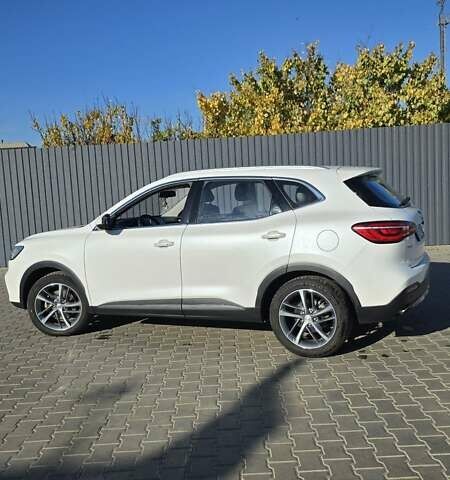 Белый МГ HS, объемом двигателя 1.5 л и пробегом 83 тыс. км за 20000 $, фото 1 на Automoto.ua