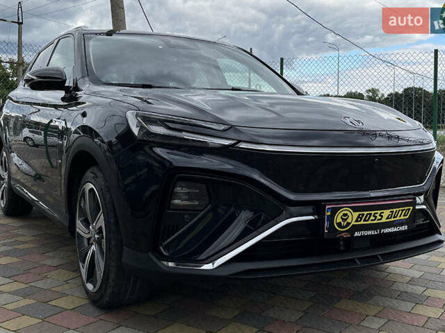 Черный МГ Marvel R, объемом двигателя 0 л и пробегом 104 тыс. км за 23000 $, фото 1 на Automoto.ua