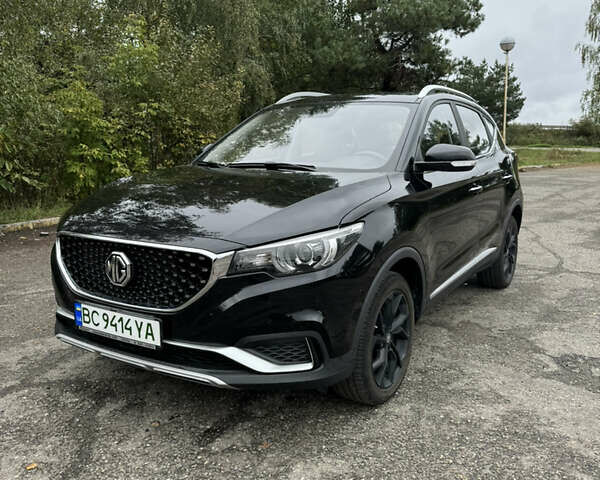Черный МГ ZS EV, объемом двигателя 0 л и пробегом 42 тыс. км за 15000 $, фото 1 на Automoto.ua