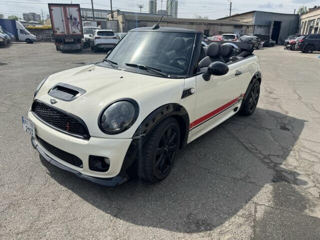 Білий Міні Cabrio, об'ємом двигуна 1.6 л та пробігом 127 тис. км за 11500 $, фото 1 на Automoto.ua