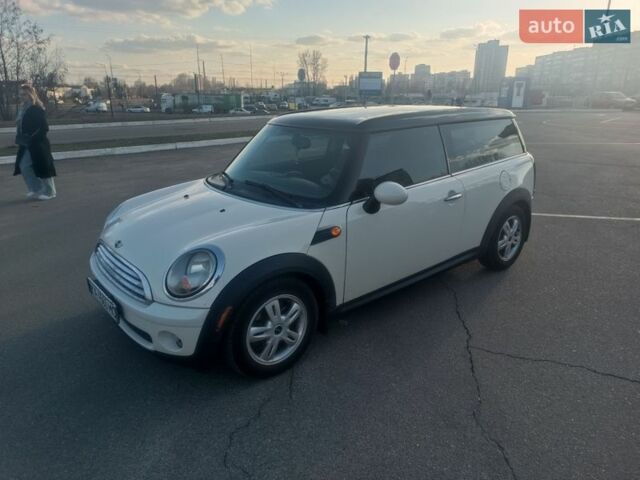 Білий Міні Клубмен, об'ємом двигуна 1.6 л та пробігом 163 тис. км за 6800 $, фото 1 на Automoto.ua