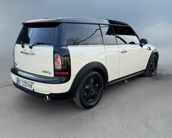 Белый Мини Клабмен, объемом двигателя 1.6 л и пробегом 298 тыс. км за 9700 $, фото 1 на Automoto.ua